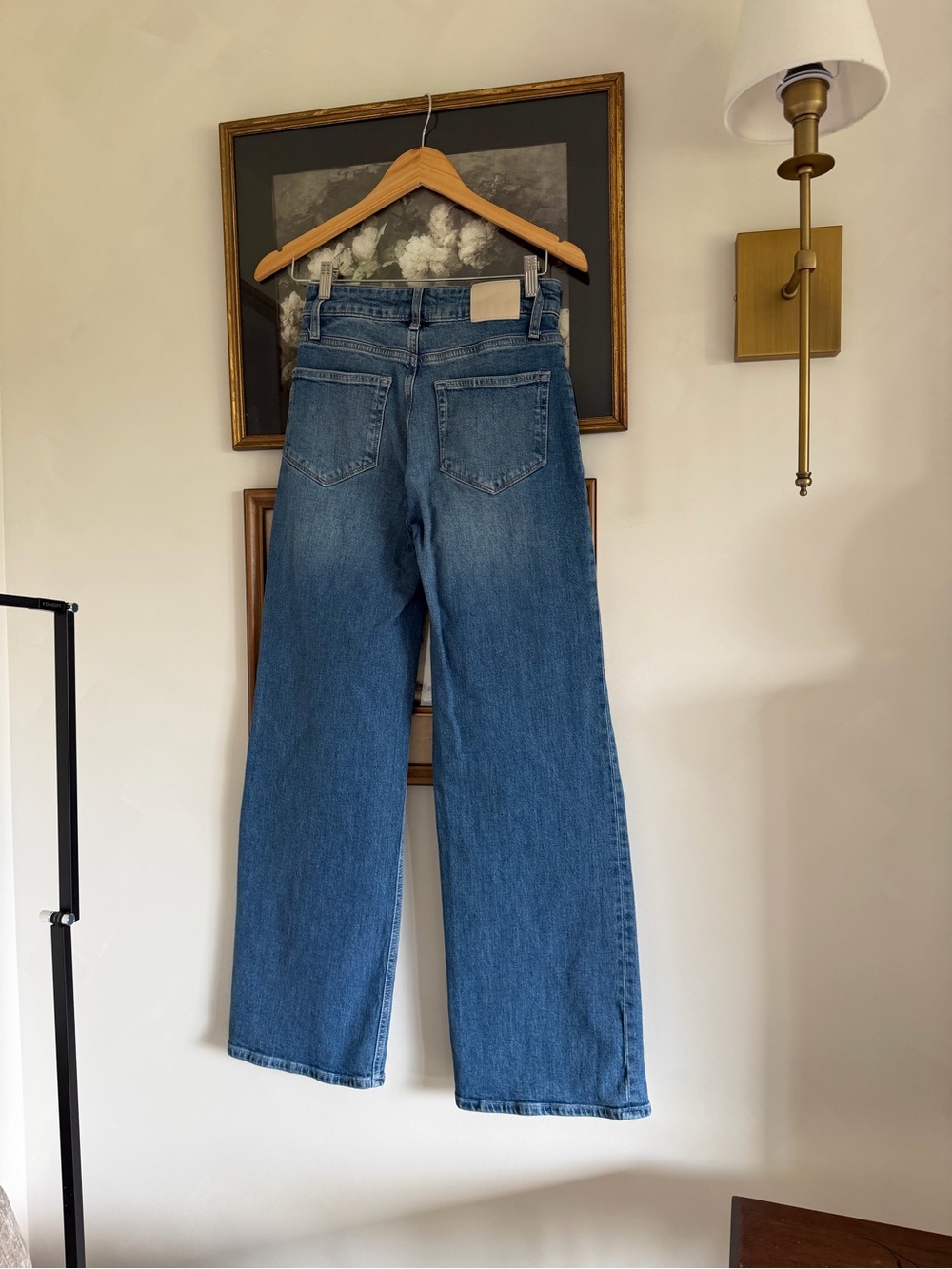 PAIGE Classic Wide-Leg High-Rise Jeans - Medium Blue - Picture 9 of 12